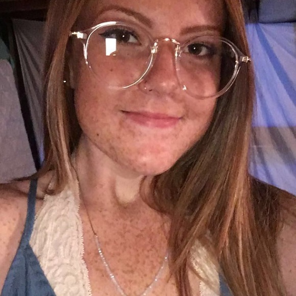 Meet your Posher, Michala - Picture 7 of 7